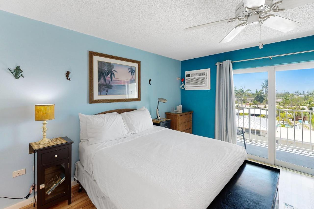 Skipjack & Marina #404 Apartment *